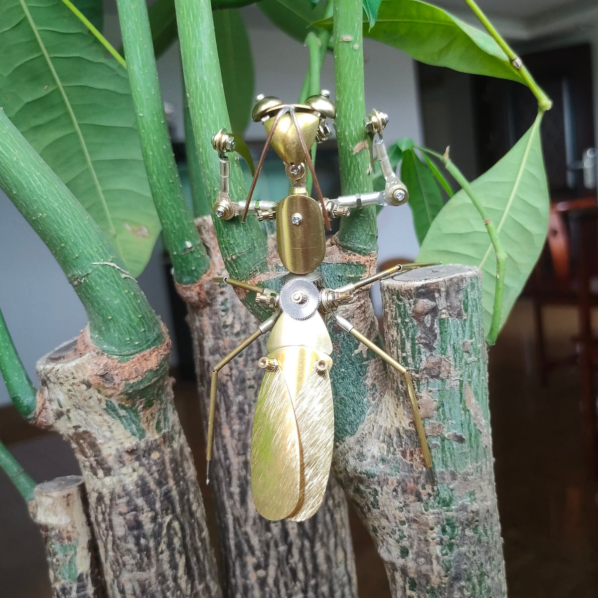 Handcrafted Metal Mantis