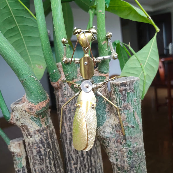 Handcrafted Metal Mantis